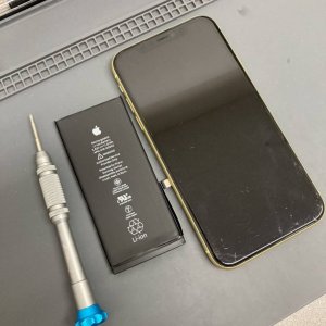 iPhone11 バッテリー交換