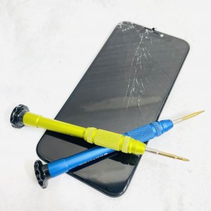 iPhone11 液晶交換