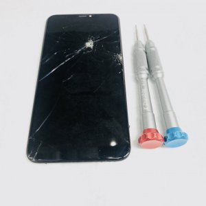 iPhone XSmax 液晶交換