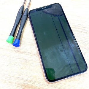 iPhoneX 液晶交換 画面が映らない、タッチ操作ができない など