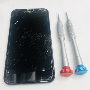 iPhone XS 液晶交換