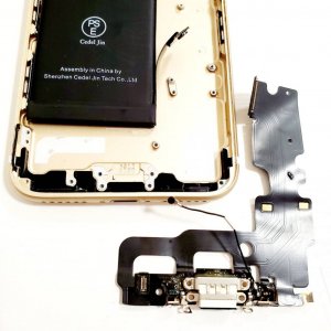 iPhone7 ライトニング修理