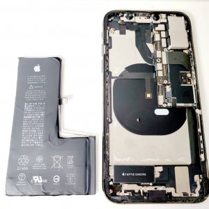 iPhone XS バッテリー交換