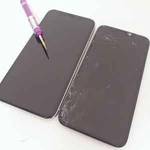 iPhone11Pro フロントパネル交換修理