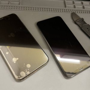 iPhone Xs 液晶交換