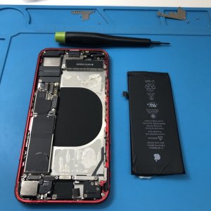 iPhone８　バッテリー交換　充電不良