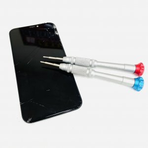 iPhone11 液晶交換