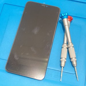 iPhone11ProMax 液晶交換修理