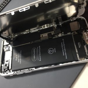 iPhone7 バッテリー交換