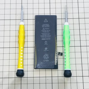iPhone8 バッテリー交換
