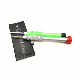 iPhone 8 バッテリー交換