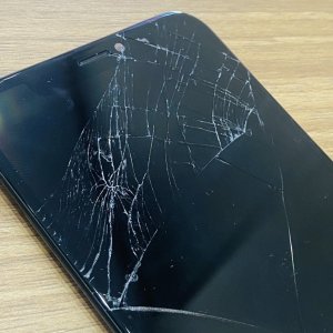 iPhoneXR　パネル交換