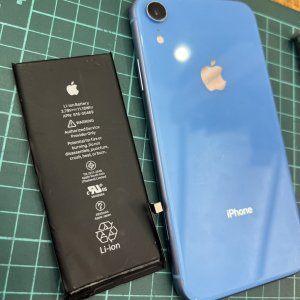 iPhoneXR　水没修理