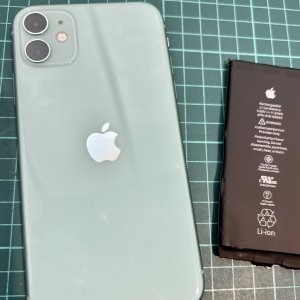 iPhone11　バッテリー交換