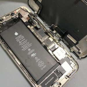 iPhone11 バッテリー交換