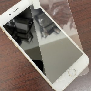 iPhone6 永久保証強化ガラス貼付け