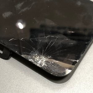 iPhoneXS フロントパネル交換