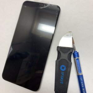 iPhone11ProMax フロントパネル交換