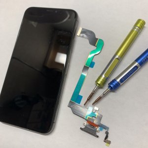 iPhoneX ライトニング修理