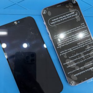 iPhone12 液晶交換