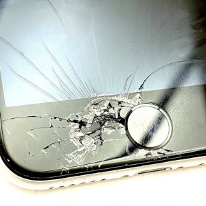 iPhoneSE2　液晶交換