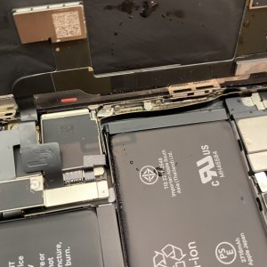 iPhoneX　水没修理