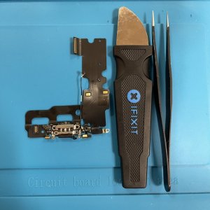 iPhone7 ライトニング交換