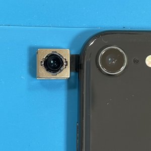 iPhoneSE2 アウトカメラ交換