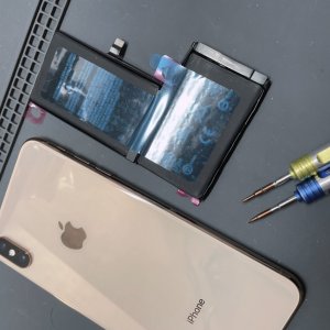 iPhoneXSmax バッテリー交換