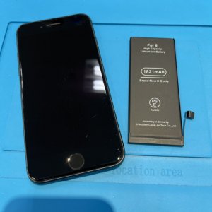 iPhone8　バッテリー交換