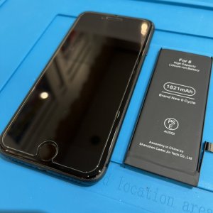 iPhone8 バッテリー交換