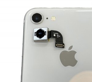 iPhone8 アウトカメラ修理