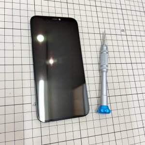 iPhone12 液晶交換