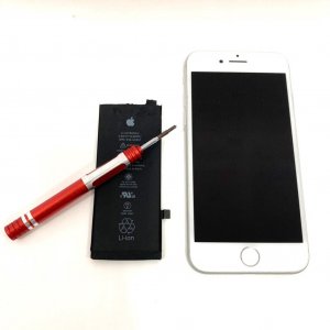 iPhone8　バッテリー交換