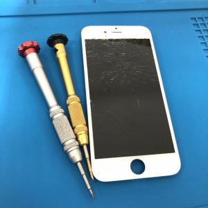 iPhone6S 液晶交換