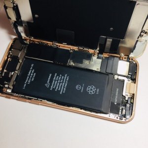 iPhone8 バッテリー交換