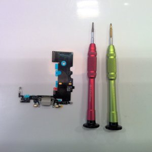 iPhone8ライトニング交換