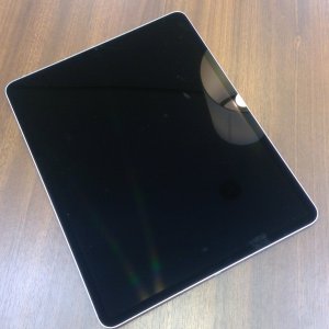 iPadpro12.9 第5世代 フロントパネル 液晶交換