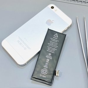 iPhone5SE バッテリー交換