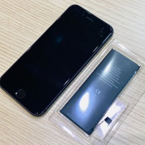 iPhone8 バッテリー交換