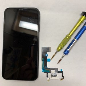 iPhoneX ライトニング修理