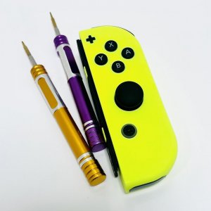 任天堂Switch ジョイコン修理