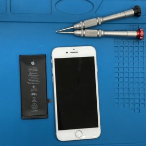 iPhone8 バッテリー交換修理