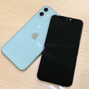iPhone11 パネル交換 アイフォン
