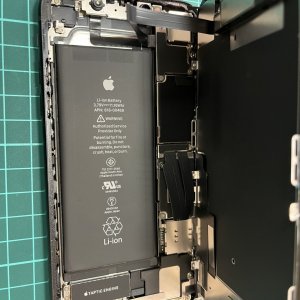 iPhoneXR バッテリー交換