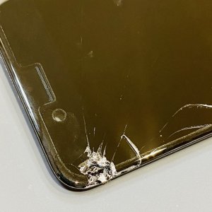 iPhoneSE2 パネル交換