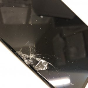 iPhoneXS フロントパネル交換