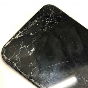 iPhone11 フロントパネル交換