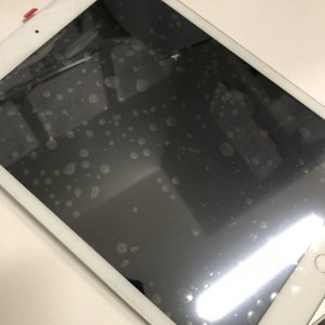 iPad 第8世代 フロントパネル交換
