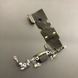 iPhone8 ライトニング交換